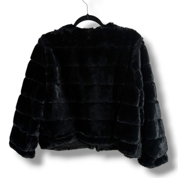 Calvin Klein Black Faux Fur Cropped Jacket- Worn Once- Like New Formal Evening - Picture 8 of 8